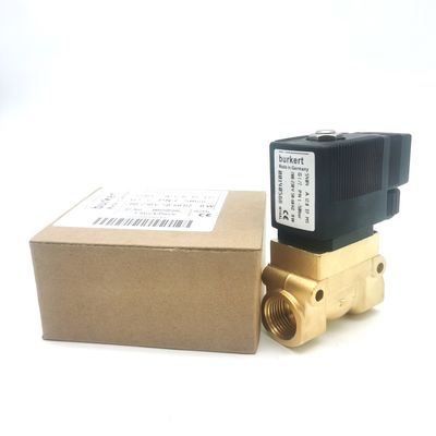 00137538 6013 Type Normally Closed 2.0 Flow Hole FKM Seal 8W  Burkert Solenoid Valve