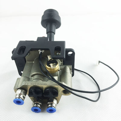 4CV-D Four Hole Dump Truck Combination  control valves Automobile manual control valve