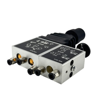 14750430H HYVA Combination Control Valve DCM01 2 Way Distributor Valves With Lever Stop On Tip And Low Position